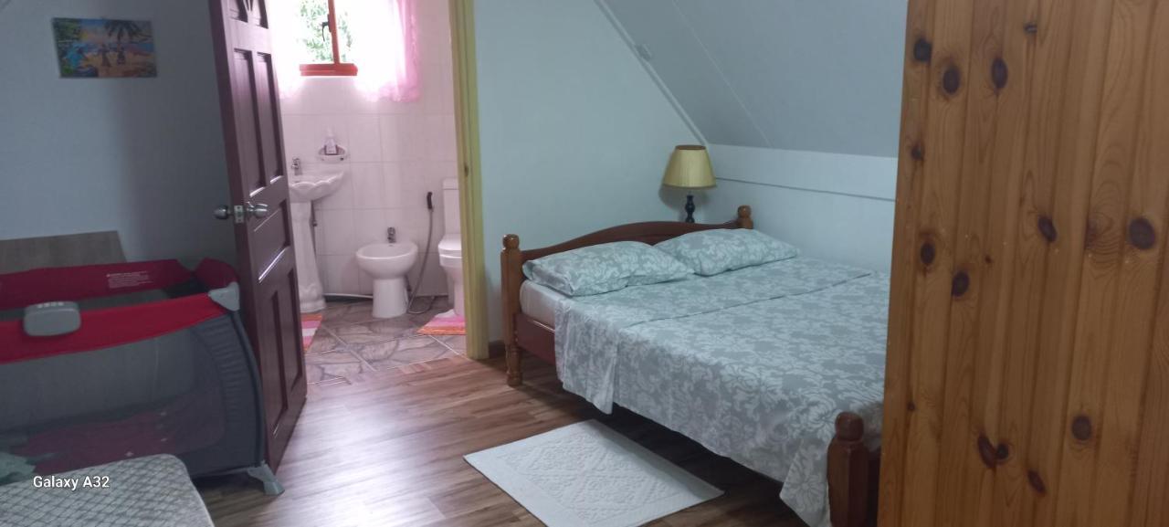 Loversnest Self Catering Anse aux Pins Kültér fotó